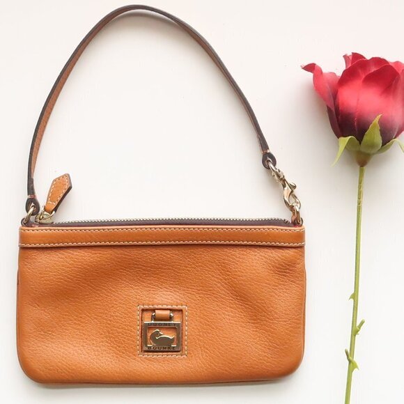 Dooney and Bourke Tan / Brown Leather Wristlet, Handbag, Purse, Wallet - Picture 1 of 13